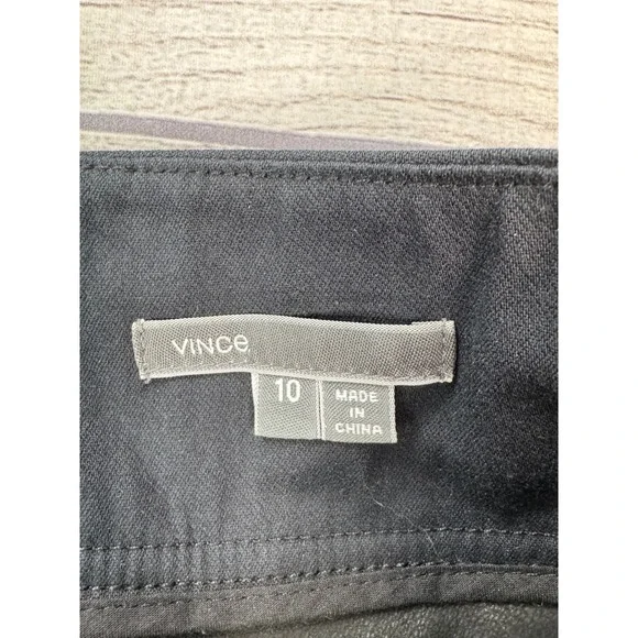 Vince Black 100% Goat Leather Pleated Mini Skirt Size 10 Flared A-Line Zip Back - Picture 4 of 9